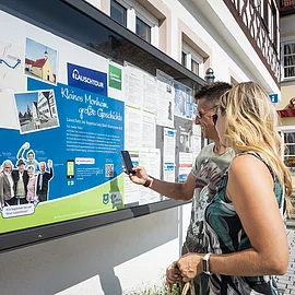 Startpunkt der Lauschtour - an der Tourist-Info Monheim